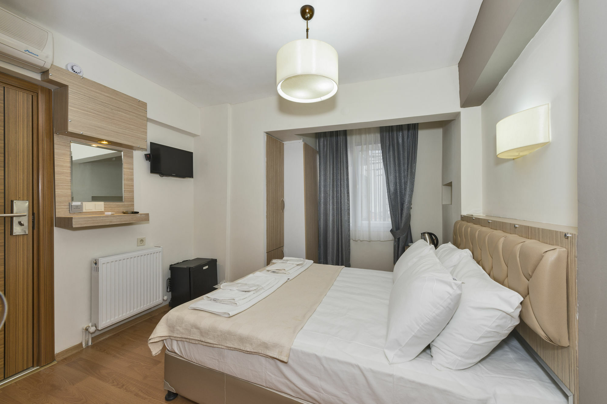 Metrolux Hotel Istanbul Exterior photo